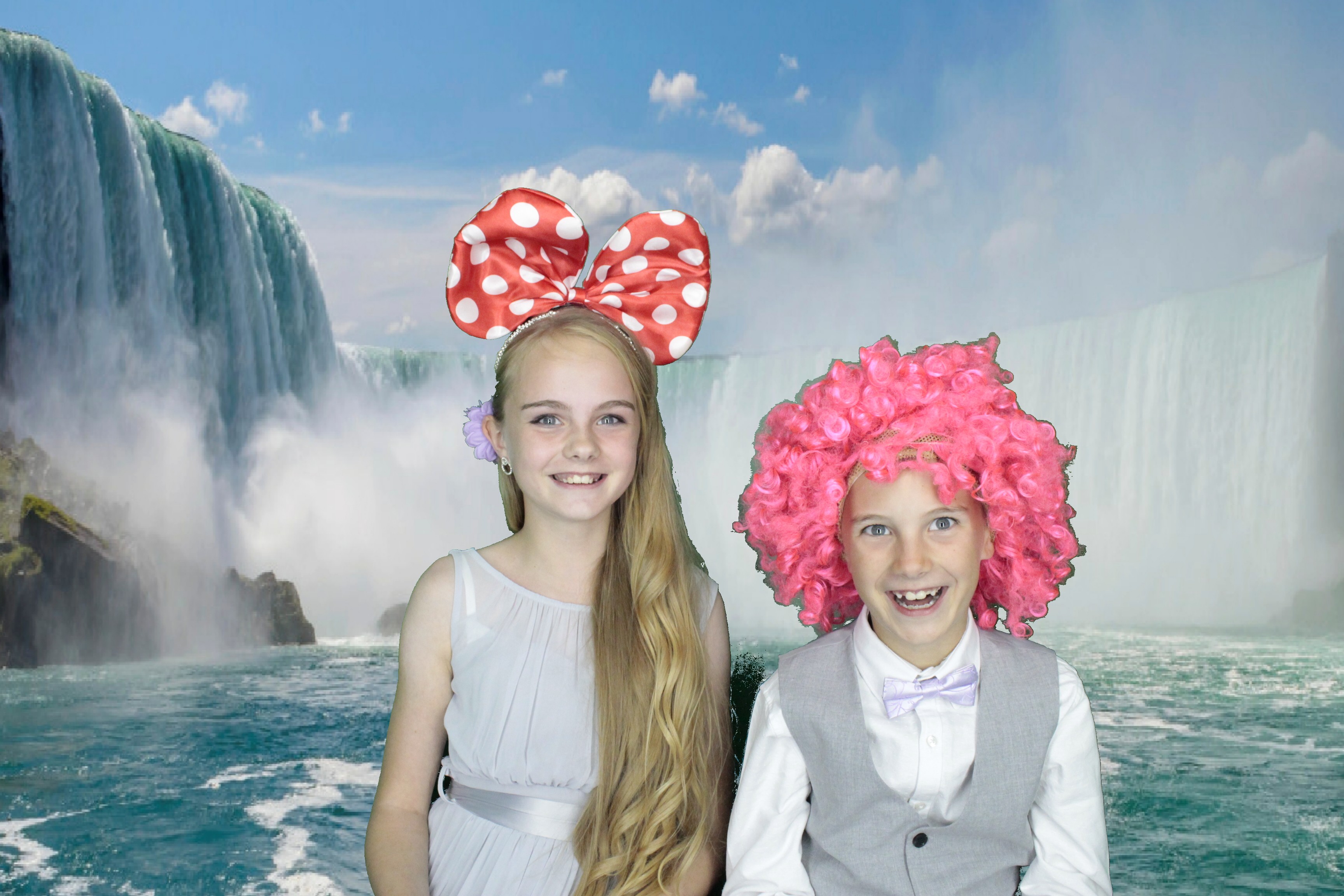 Katie and Jons Wedding | View more photos from the event at gallery.myphotoboothexperience.co.uk/u/MyPhotoBoothExperienceLtd/Katie-and-Jons-Wedding